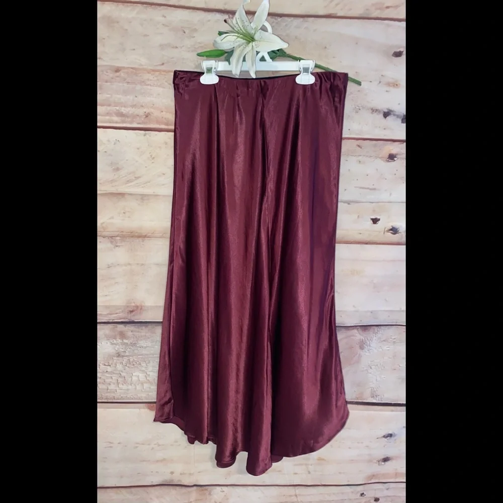 Johnny Was Silky Maroon Maxi Skirt sz S - Picture 3 of 10